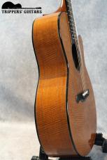 Nishihara Guitars RN00 (2017)　強烈なフィドルバックホンジュラスマホガニーが使われたスモールサイズのギターで、使用感のほとんどないミントコンディションです!_10