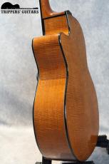 Nishihara Guitars RN00 (2017)　強烈なフィドルバックホンジュラスマホガニーが使われたスモールサイズのギターで、使用感のほとんどないミントコンディションです!_11