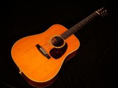 Martin D-28【柾目ハカランダ 奇跡のノークラック 丸ヘッド T-Bar仕様 当店メンテナンス済で演奏性抜群! 実用的に使えるヴィンテージマーチンです! 】解説試奏動画ご覧下さい。_4