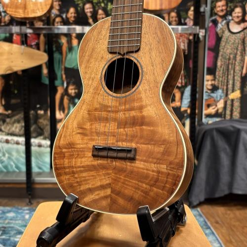 Martin 2K Concert Uke #3019947【ハワイアンコア単板】【コンサートサイズ】