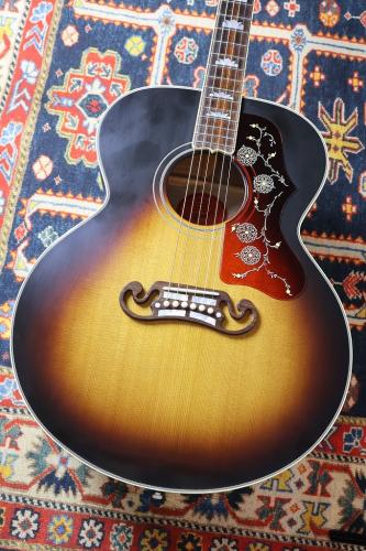 Gibson 【傷あり最終大特価】1957 SJ-200 Vintage Sunburst #22085011【最大48回分割無金利】