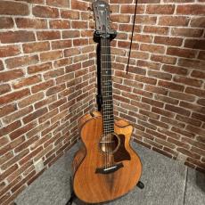 Taylor 724ce Gloss 【送料当社負担・最大48回分割無金利】_2