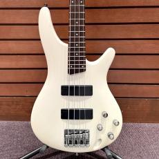 Ibanez SR300