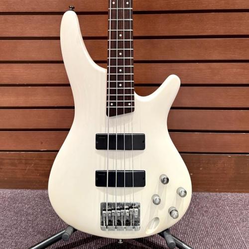 Ibanez SR300