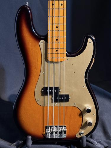 Fender American Vintage 57 Precision Bass