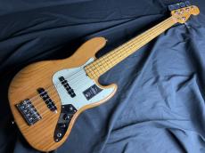 Fender AM PRO II JB V MN_2