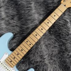 Fender Made in Japan Junior Collection Stratocaster Satin Daphne Blue_3