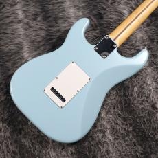 Fender Made in Japan Junior Collection Stratocaster Satin Daphne Blue_5