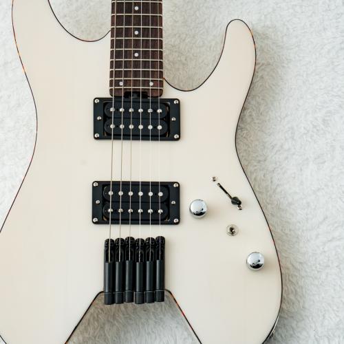 SCHECTER OL-NV-HL See Thru White【2024年製・USED】【2.72kg】【ヘッドレスギター】【町田店】