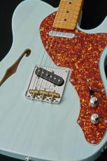 Fender FSR Limited American Professional II Telecaster Thinline Transparent Daphne Blue_4