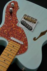 Fender FSR Limited American Professional II Telecaster Thinline Transparent Daphne Blue_5