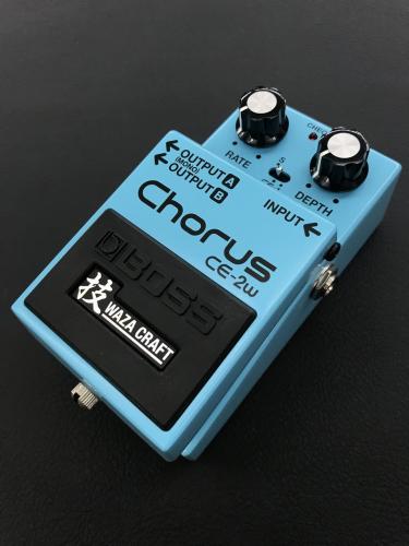 BOSS CE-2W