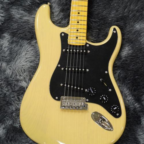 Fender Limited Edition American Professional II Stratocaster Blackguard Blonde / Maple【限定モデル】