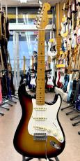 Fender Japan ST57-TX_3