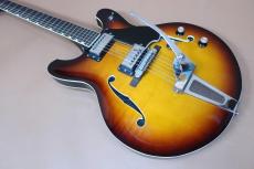 YAMAHA SA-35T Cherry / Maple Arched top and Maple Arched back and Side・Maple Set neck・Rosewood Fingerboard・Roller Bridge・2-Pickup 1Vo and 1tone and Balancer・Original Tremoro Unit【With Original Hard Case】1968_3