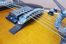 YAMAHA SA-35T Cherry / Maple Arched top and Maple Arched back and Side・Maple Set neck・Rosewood Fingerboard・Roller Bridge・2-Pickup 1Vo and 1tone and Balancer・Original Tremoro Unit【With Original Hard Case】1968_15