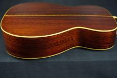 Martin 000-28_13
