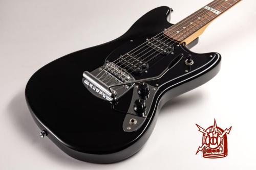 Fender Chilli Beans. Moto Mustang