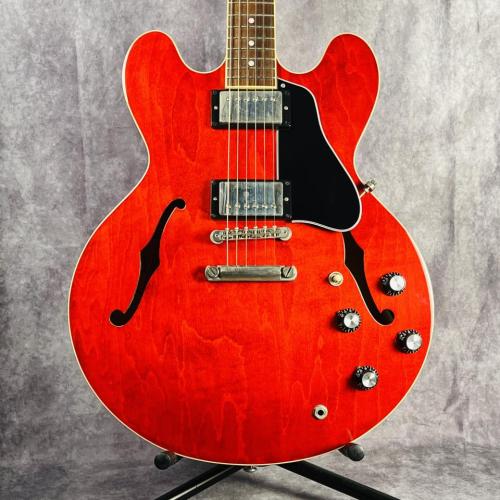 Gibson ES-335 Sixties Cherry