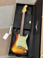Fender Custom Shop Late 1962 Stratocaster Relic with Closet Classic Hardware, Rosewood Fingerboard, 3-Color Sunburst