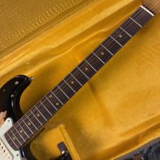 Fender Mike McCready Stratocaster 3-Color Sunburst_6