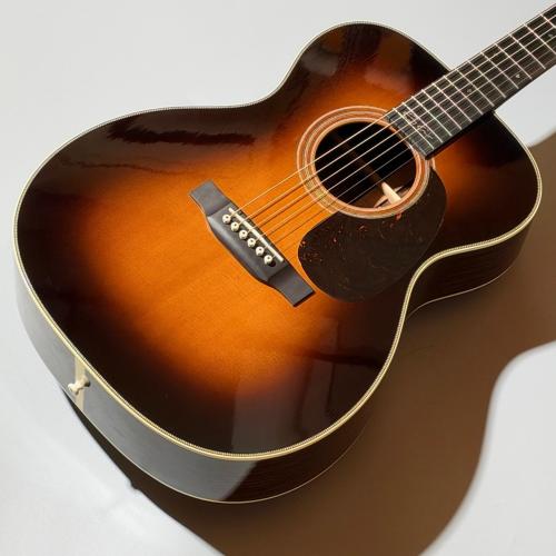 Martin 【大阪梅田楽器祭セール!11/15まで】000-28EC Sunburst 2024年製【最大48回分割無金利】