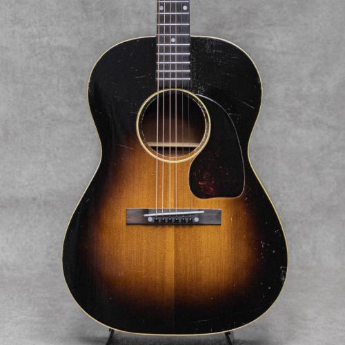 Gibson LG-1 / 1953