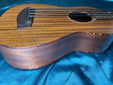 KALA U•BASS-SMHG-FL　フレットレス ウクレレベース_5