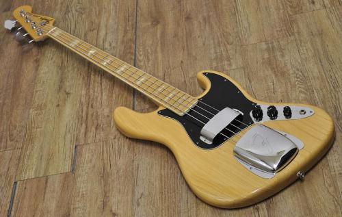 Fender American Vintage 74 Jazz bass