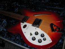 Rickenbacker 2015　#330 FG L/H_2