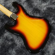 Fender Made in Japan Traditional Late '60s Jazz Bass 3-Color Sunburst_7