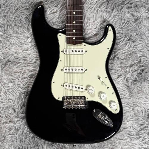 Fender Made in Japan Traditional 60s Stratocaster Rosewood Fingerboard Black【現物画像】10/26更新