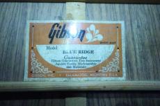 Gibson BLUE RIDGE / Square Shoulder Body・Spruce Top・Rosewood Side and Back・Original Peg・Maple Neck・Rosewood Fingerboard・Jacaranda Bridge and Normal Saddle・Original Pick guard【With Hard Case】1973年～1975年製_16