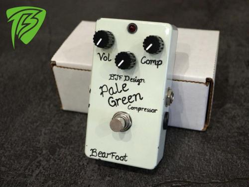 BearFoot Pale Green Compressor