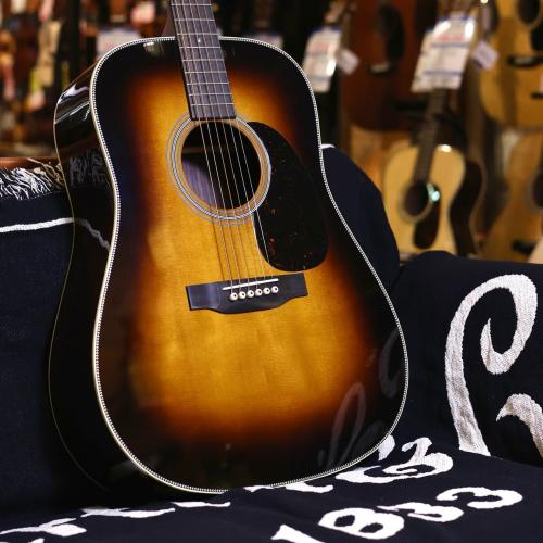 Martin HD-28Standard Sunburst #2947115【一味違うHD-28】【クロサワ本店】【48回無金利分割可能!】