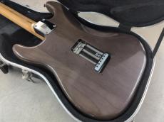 Fender Highway One Stratocaster Cocoa Transparent_7