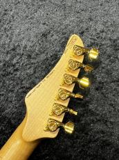 Shue Guitars New Classic S TM40 w.Mid Boost Gold Hardware / Piano Black_7