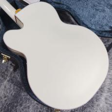 Gretsch G6136-55 Vintage Select Edition '55 Falcon Hollow Body with Cadillac Tailpiece Vintage White_7