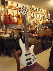 JIENIE BASSES Essential MJ-5_8