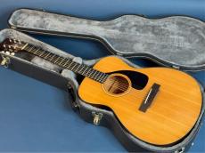 YAMAHA FG-110_9