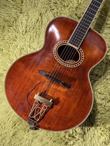 Eastman 【お買い得中古品】AR-800【2000年台製】【まさかの削り出しオール単板】