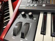 BEHRINGER DEEPMIND 12【中古】_5