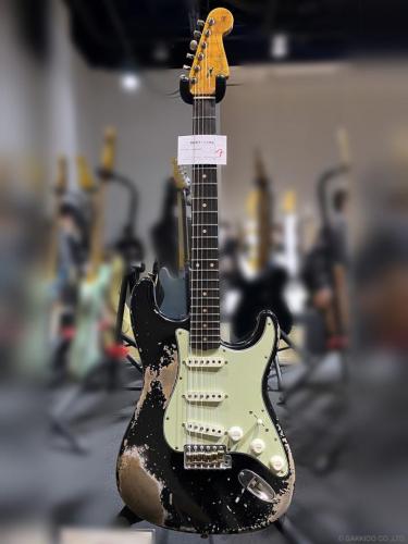 Fender Custom Shop Limited Edition 1962/1963 Stratocaster Super Heavy Relic [Black]