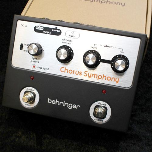 BEHRINGER クリアランスセール】CHORUS SYMPHONY【CE-1モチーフペダル】【BBD回路搭載】【送料無料】