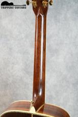 Martin D-45V (2013) 中古市場で見る機会のあまりない2013年製のD-45Vが入荷しました!_9