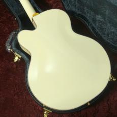 Gretsch G6136-55 Vintage Select Edition '55 Falcon Hollow Body with Cadillac Tailpiece Vintage White_5