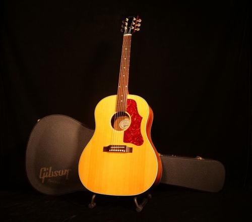 Gibson J-50【L.R.Baggs Element搭載でライブでも即戦力 コンディション良好でお手頃なJ-50が入荷しました! 】解説試奏動画ご覧下さい。