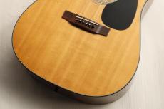 Martin 【動画あり】 D-18 【2007年製USED】【ローズウッド指板ブリッジ/42.9mmナット】_4