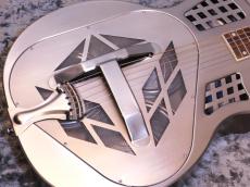 Republic Guitars Tricone Cutaway Tricone Cutaway Aged Finish_8