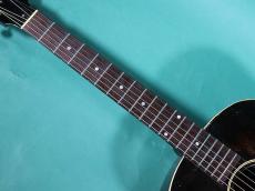 Gibson J-35_7